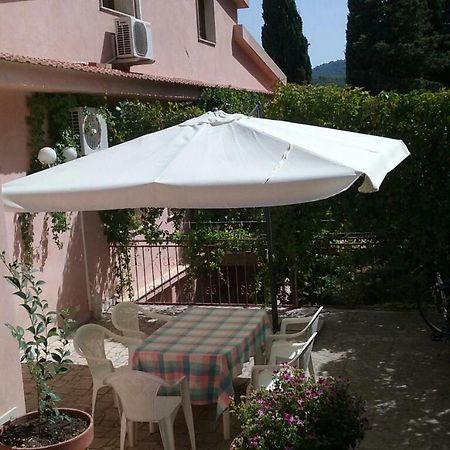 קיארמונטה גולפי Albergo Villa Nobile מראה חיצוני תמונה