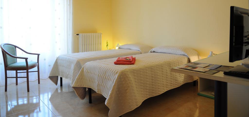 קיארמונטה גולפי Albergo Villa Nobile מראה חיצוני תמונה